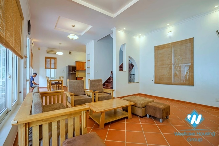Nice house with outside swiming pool for rent in Tay Ho, Ha Noi